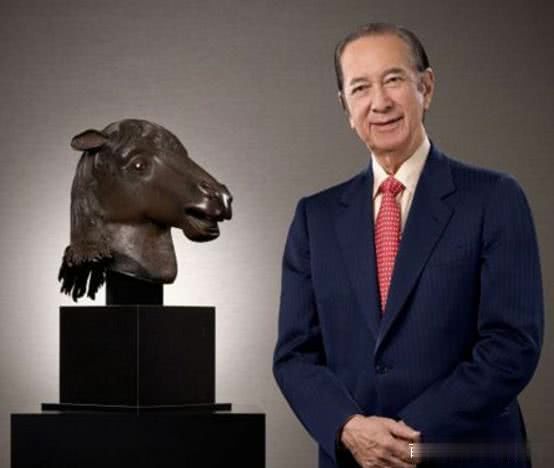 向何鴻燊先生致敬！十二生肖獸首銅像馬首回歸圓明園！