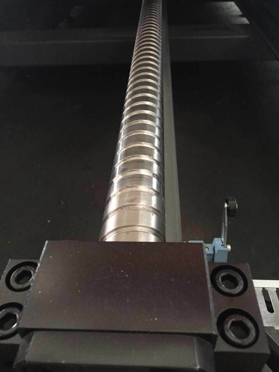 如何做出一臺(tái)小型非金屬高精密激光切割機(jī)？