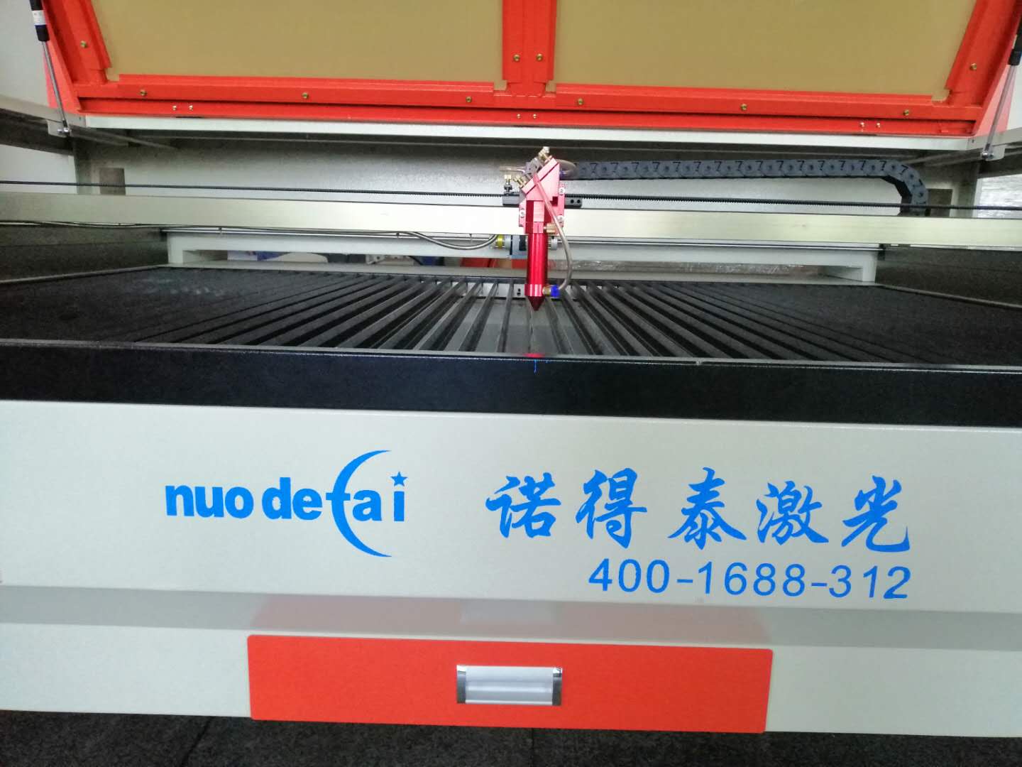 箱包皮革材料激光切割機價格，生產(chǎn)廠家！